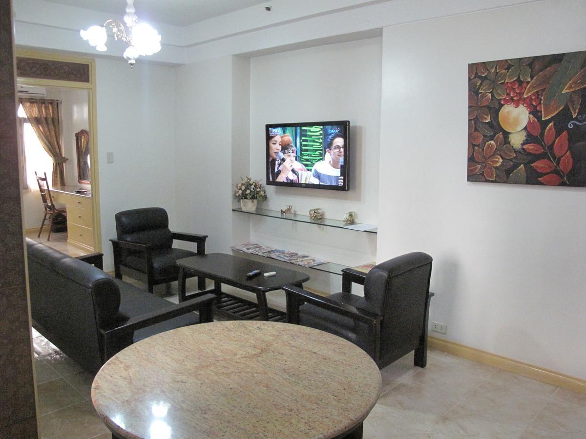 Makati At Travelers Aparthotel *